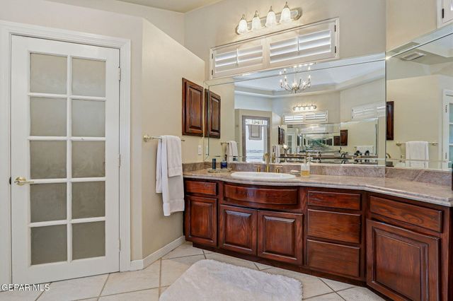5806 DIAMOND POINT Circle, El Paso, TX 79912