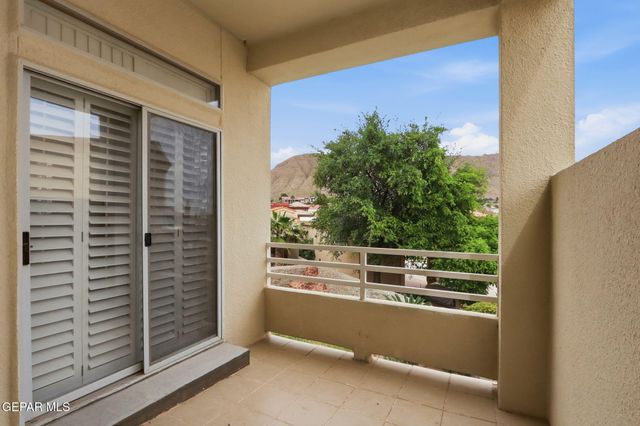 5806 DIAMOND POINT Circle, El Paso, TX 79912
