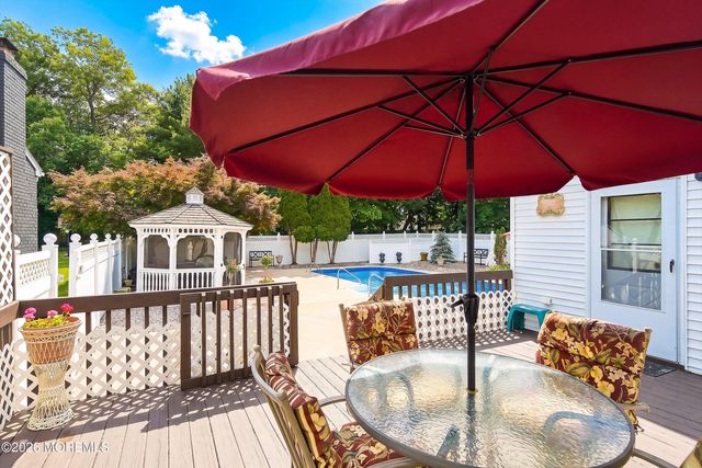 203 Doe Road, Toms River, NJ 08753