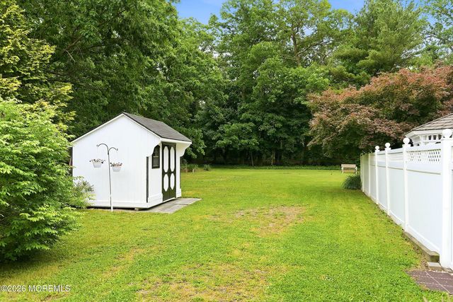 203 Doe Road, Toms River, NJ 08753