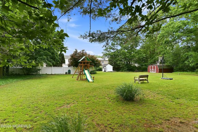 203 Doe Road, Toms River, NJ 08753