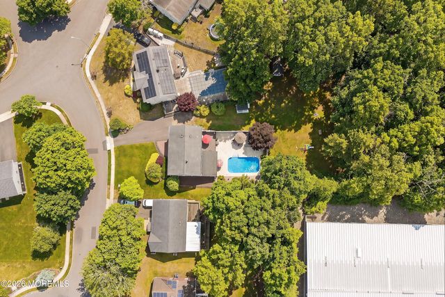 203 Doe Road, Toms River, NJ 08753