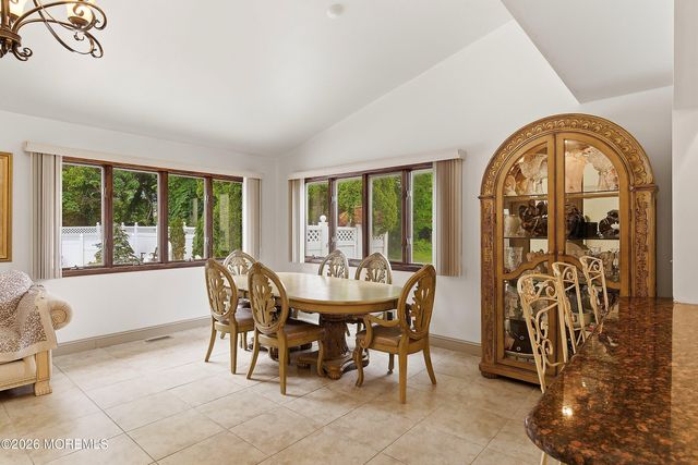 203 Doe Road, Toms River, NJ 08753