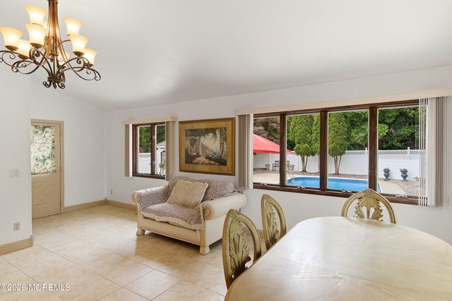 203 Doe Road, Toms River, NJ 08753