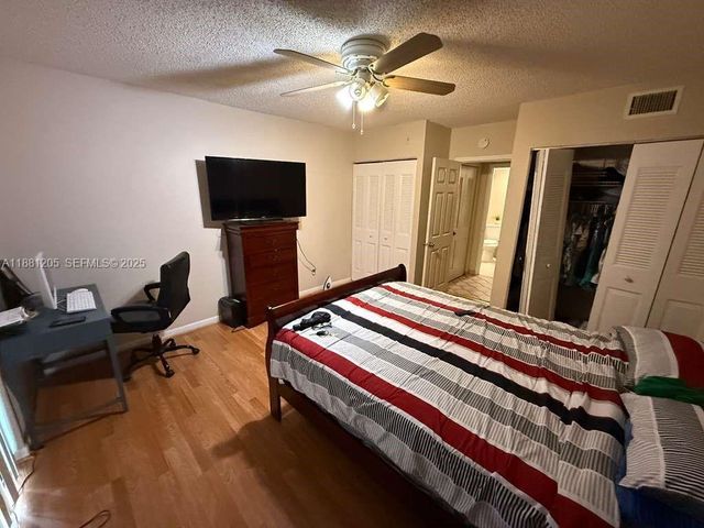 5915 Washington Street 116, Hollywood, FL 33023