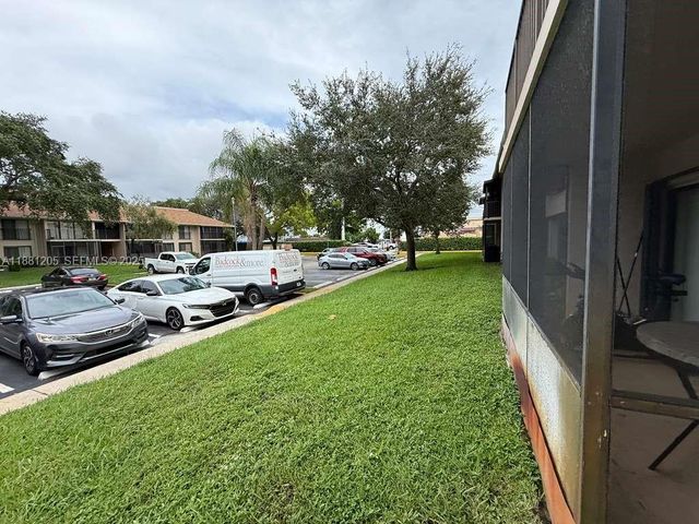 5915 Washington Street 116, Hollywood, FL 33023