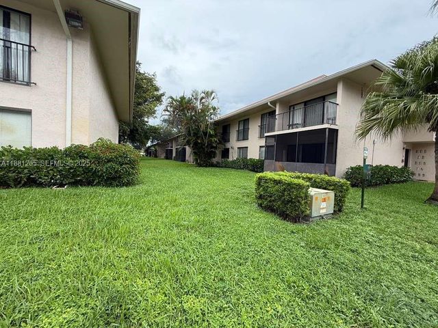 5915 Washington Street 116, Hollywood, FL 33023