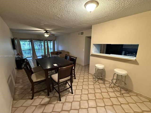 5915 Washington Street 116, Hollywood, FL 33023