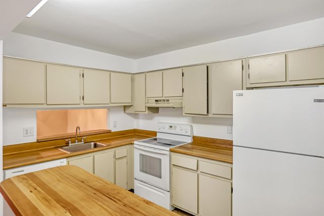 6257 Chasewood Drive B, Jupiter, FL 33458