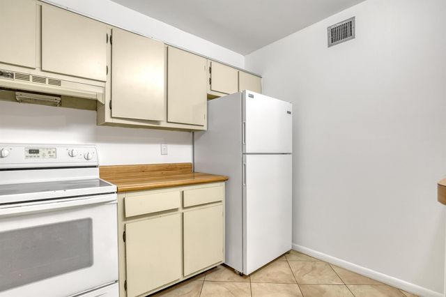 6257 Chasewood Drive B, Jupiter, FL 33458