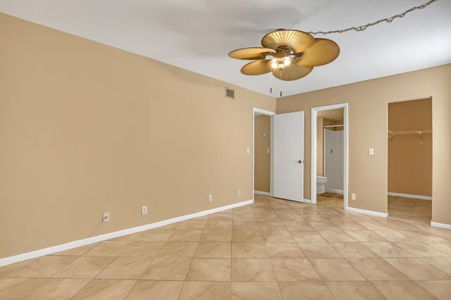 6257 Chasewood Drive B, Jupiter, FL 33458