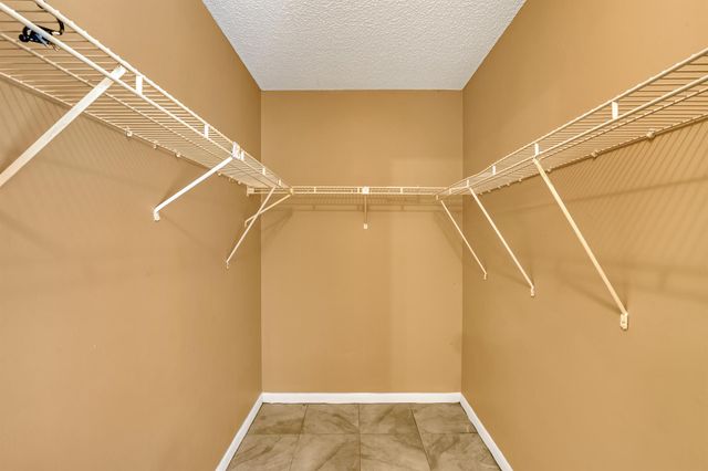 6257 Chasewood Drive B, Jupiter, FL 33458