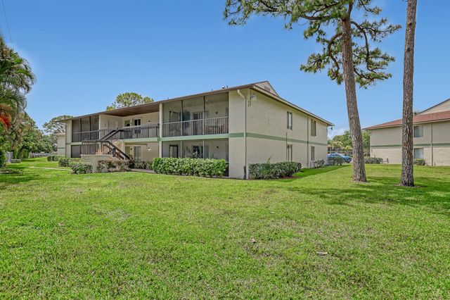 6257 Chasewood Drive B, Jupiter, FL 33458