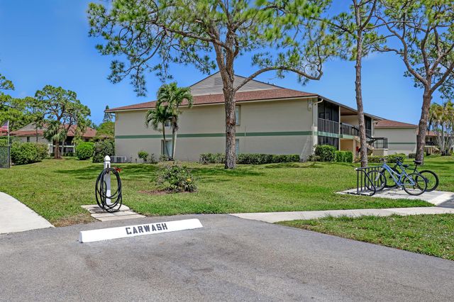 6257 Chasewood Drive B, Jupiter, FL 33458