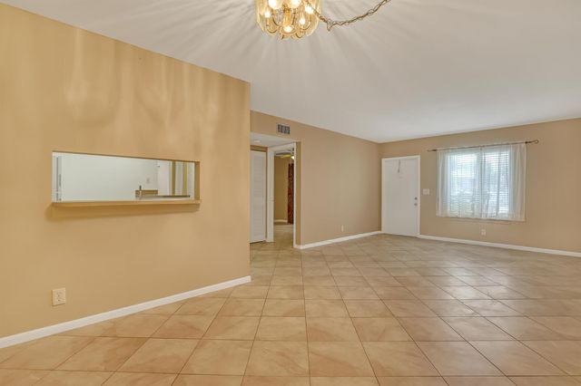 6257 Chasewood Drive B, Jupiter, FL 33458