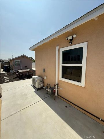 6144 Fair Ave., North Hollywood, CA 91606