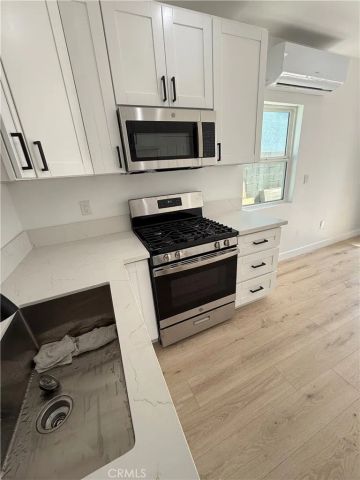 6144 Fair Ave., North Hollywood, CA 91606