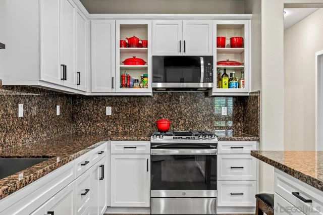 2207 Antonio Dr, Chula Vista, CA 91915