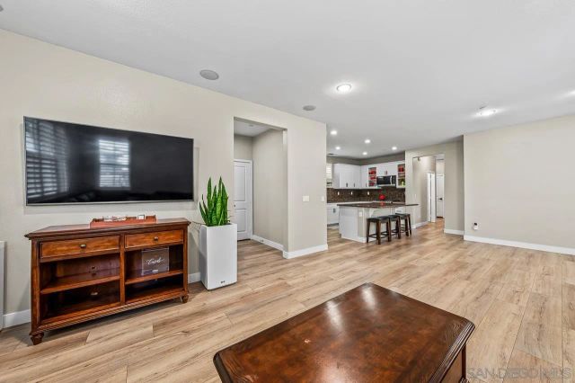 2207 Antonio Dr, Chula Vista, CA 91915