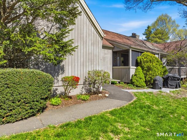 209 Acorn Lane A, Stratford, CT 06614