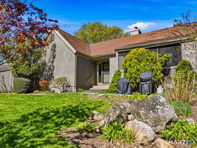 209 Acorn Lane A, Stratford, CT 06614