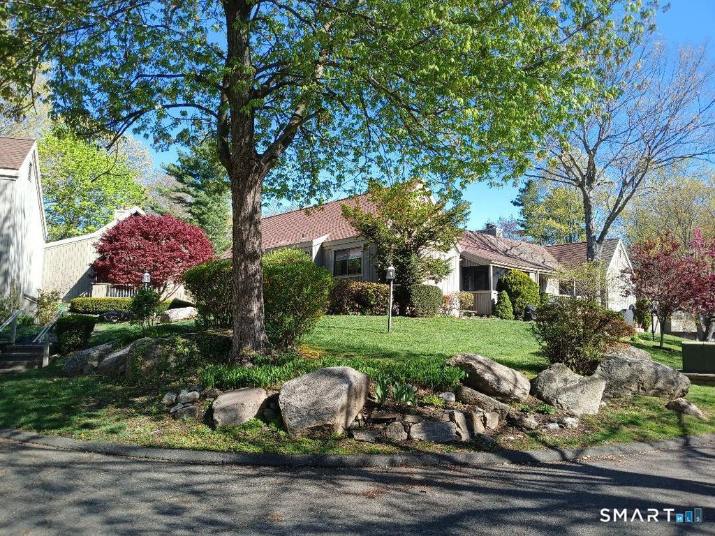 209 Acorn Lane A, Stratford, CT 06614