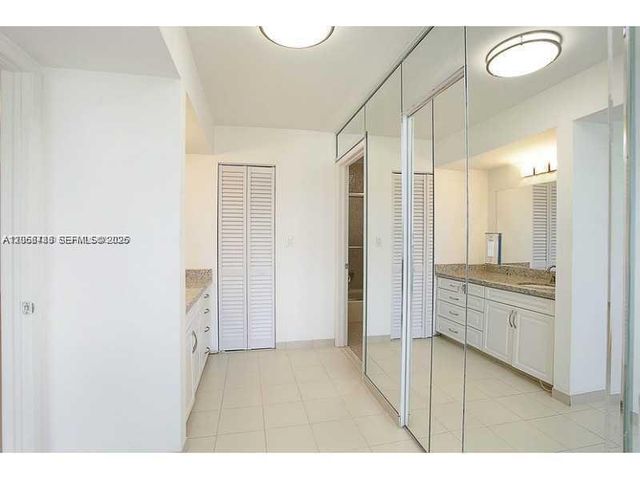 255 Galen Drive 4L, Key Biscayne, FL 33149