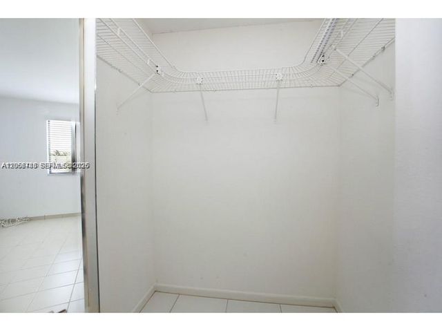 255 Galen Drive 4L, Key Biscayne, FL 33149