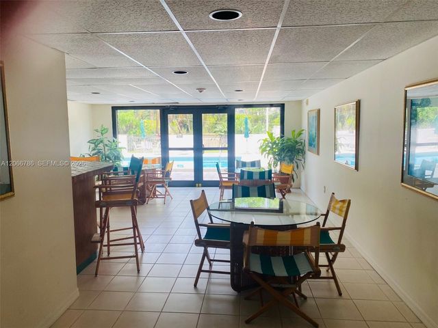 255 Galen Drive 4L, Key Biscayne, FL 33149
