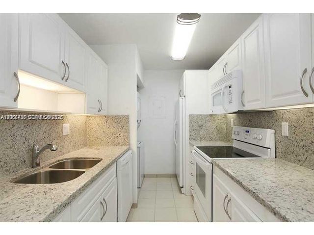255 Galen Drive 4L, Key Biscayne, FL 33149