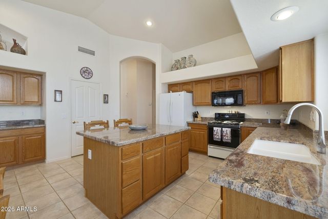 12435 W Monte Vista Road, Avondale, AZ 85392