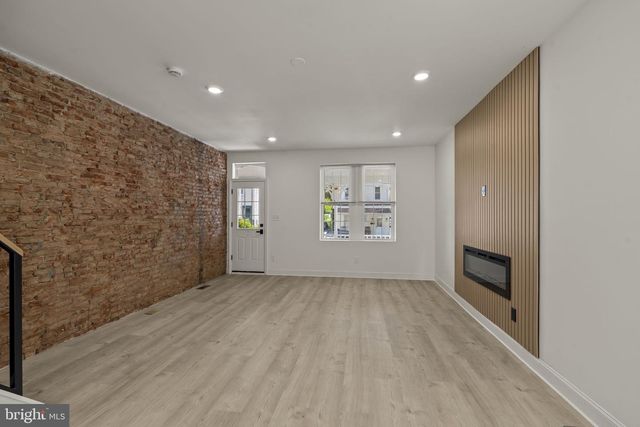 624 W JOHNSON ST, Philadelphia, PA 19144