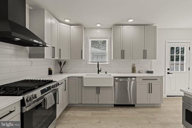 624 W JOHNSON ST, Philadelphia, PA 19144
