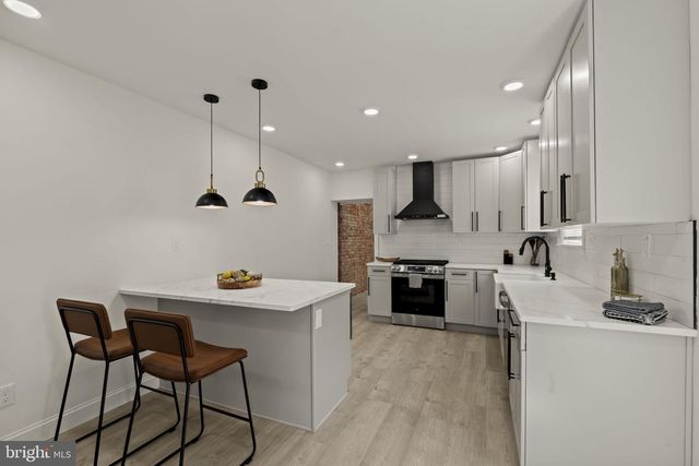 624 W JOHNSON ST, Philadelphia, PA 19144