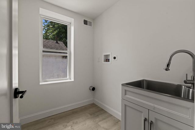 624 W JOHNSON ST, Philadelphia, PA 19144