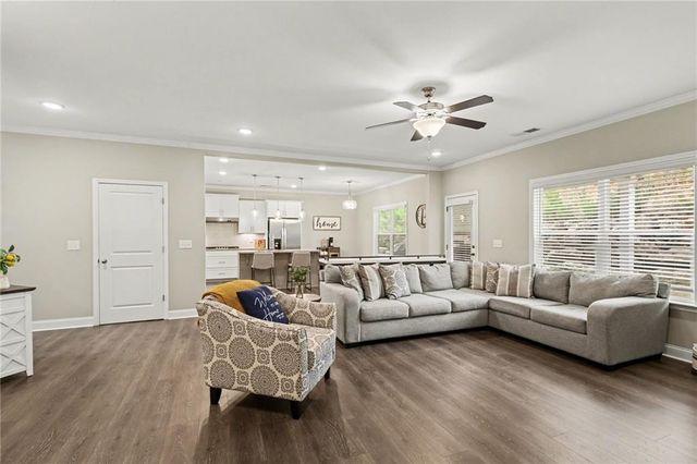 540 Glen Abbey Circle SE, Mableton, GA 30126