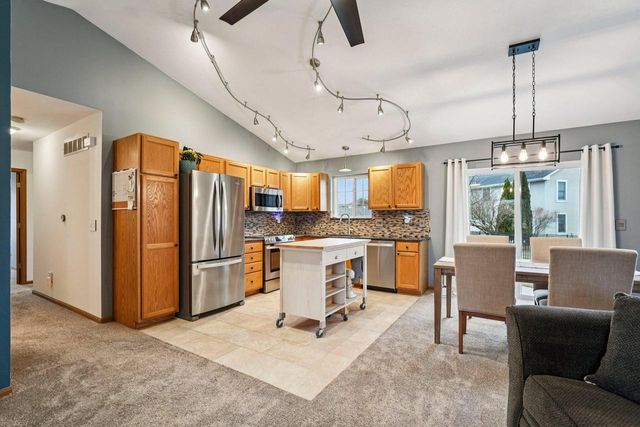 1183 Rockfield ROAD, Hartford, WI 53027