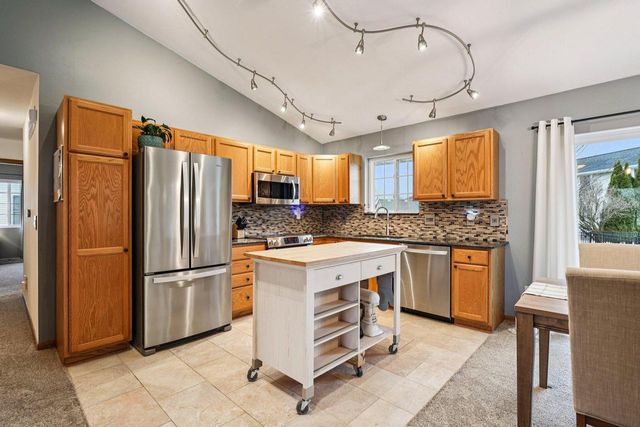 1183 Rockfield ROAD, Hartford, WI 53027