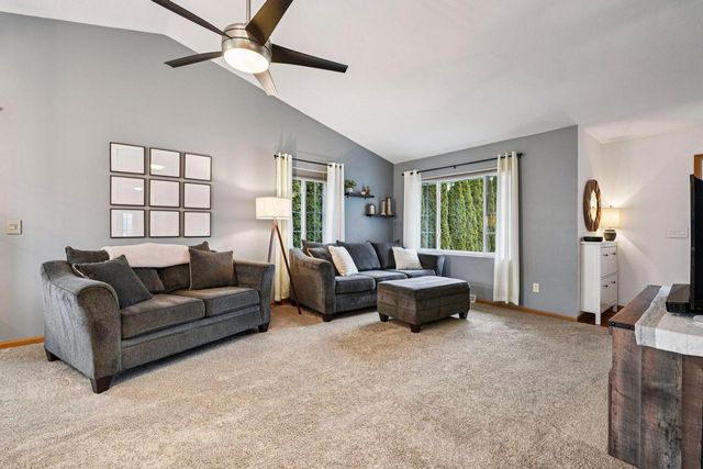 1183 Rockfield ROAD, Hartford, WI 53027