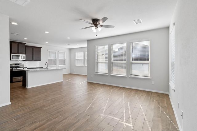 5613 Respinto DR, Austin, TX 78747