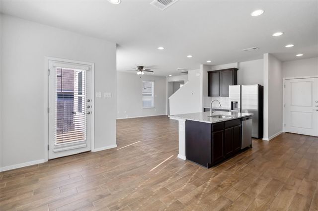 5613 Respinto DR, Austin, TX 78747