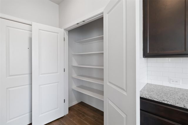 5613 Respinto DR, Austin, TX 78747