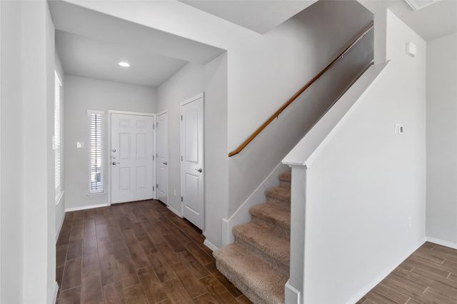 5613 Respinto DR, Austin, TX 78747