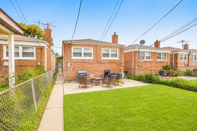 10120 S Torrence Avenue, Chicago, IL 60617