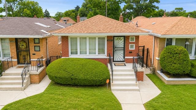 10120 S Torrence Avenue, Chicago, IL 60617