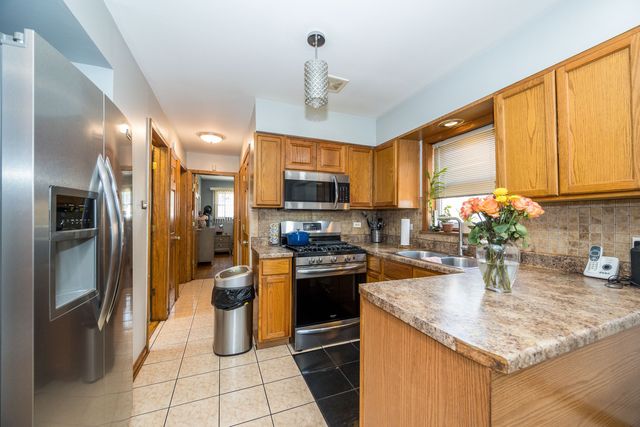 10120 S Torrence Avenue, Chicago, IL 60617