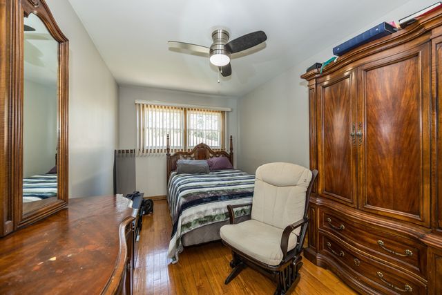 10120 S Torrence Avenue, Chicago, IL 60617
