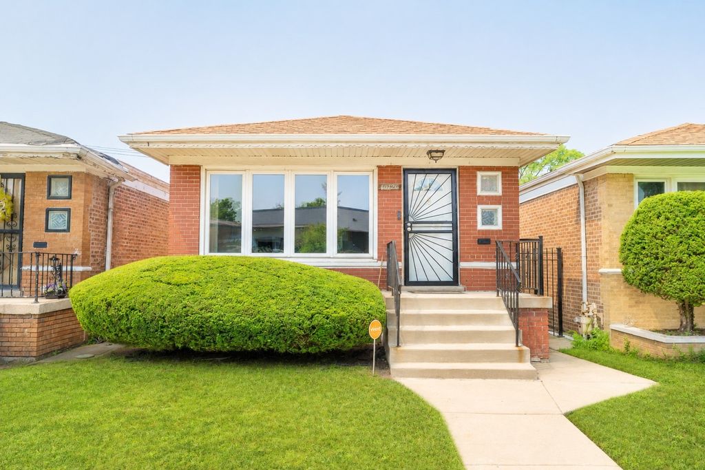 10120 S Torrence Avenue, Chicago, IL 60617