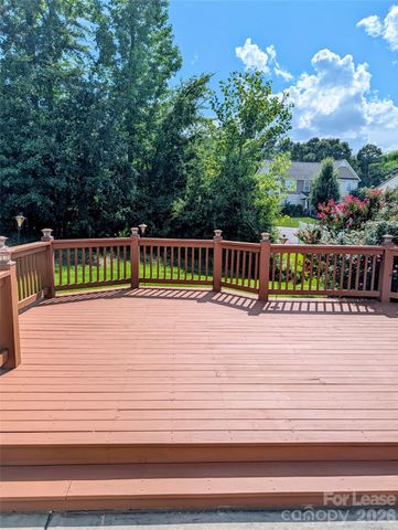 4031 Huntley Glen Drive, Pineville, NC 28134