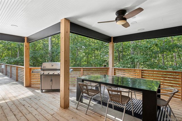 6 James Street, East Hampton, NY 11937